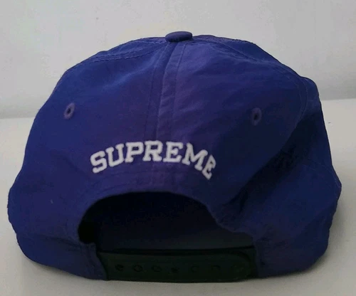 Casquette violette SS16 Supreme logo irisé 5 panneaux rare vintage 2016