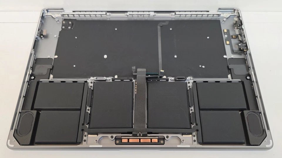 OEM Apple MacBook Pro 16" M1 2021 A2485 Estuche Superior Teclado Apoyamanos Gris - A Foto 4 de 4