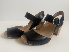 New Dansko Tamra Peep Toe Leather Chucky Heel...