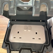 1no Schneider Lisse Waterproof 2 Gang Socket