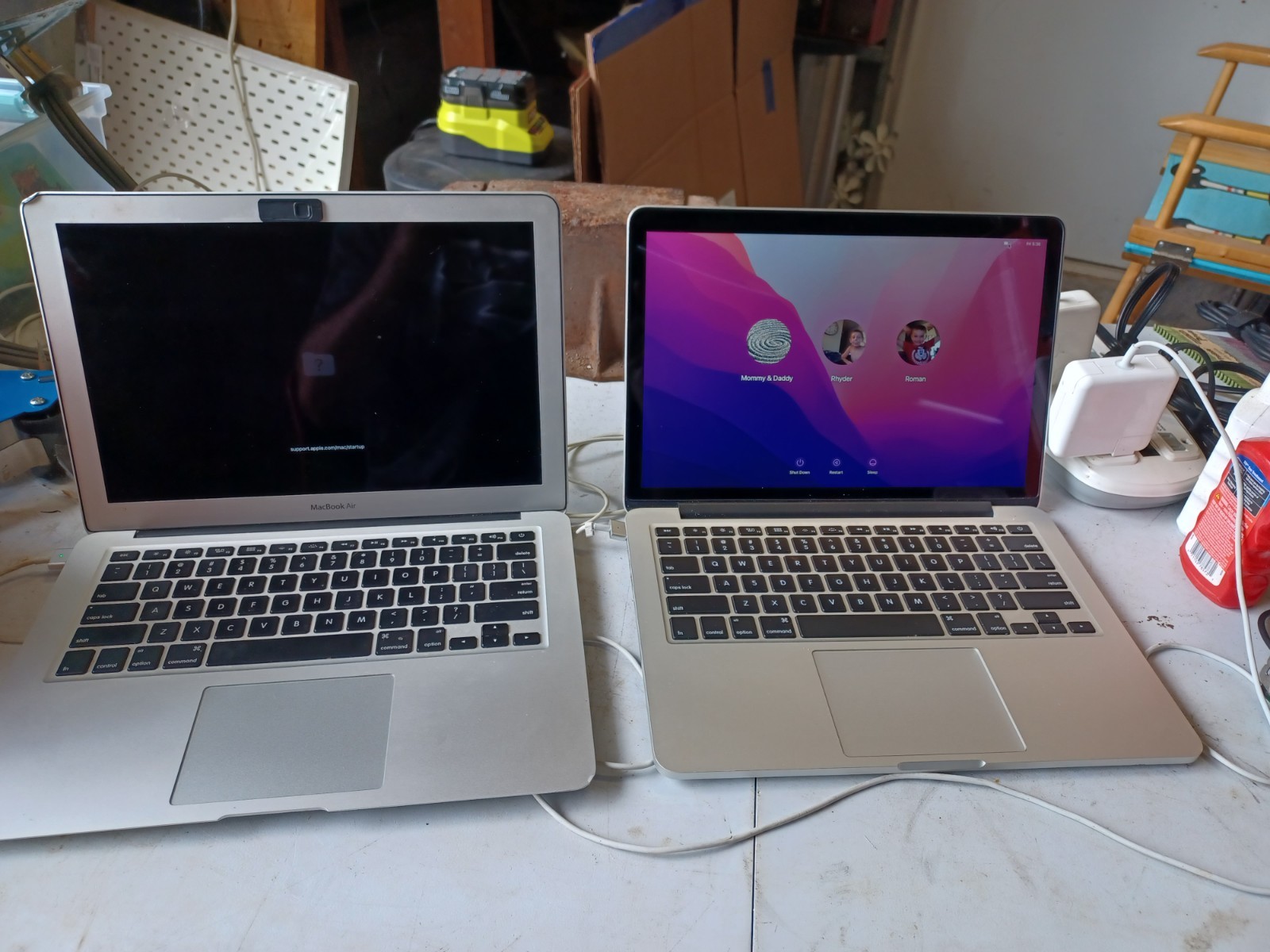 Lot of 2 Apple  MacBook Pro 13" A1502 & MacBook Air 13" A1466. Both have power