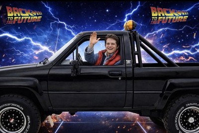 Back To The Future Black Truck Marty McFly - Toyota Hilux SR5 1/18 Otto OT481
