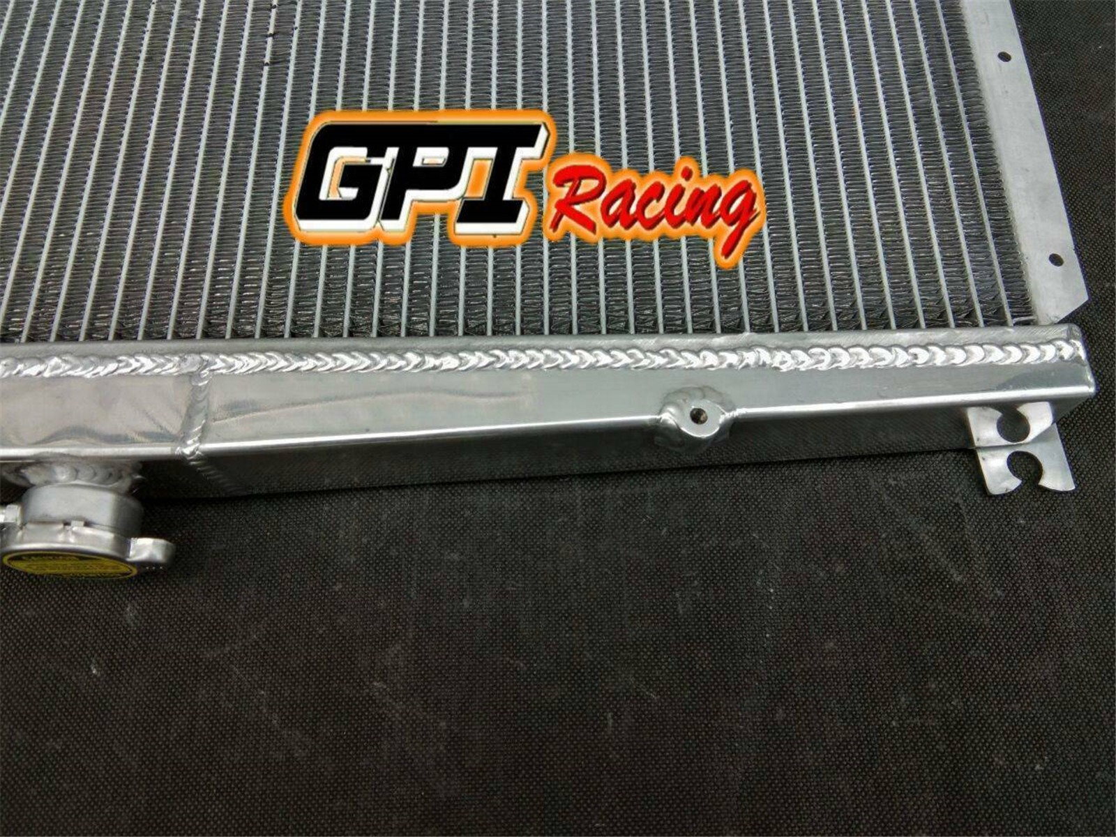 CA-Aluminum radiator for Nissan Pickup 3.0 1995 95 automatic AT brand new