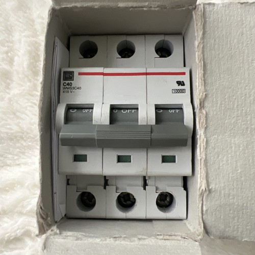 Cutler Hammer WMZS3C40 Miniature Circuit breaker - Picture 11 of 15