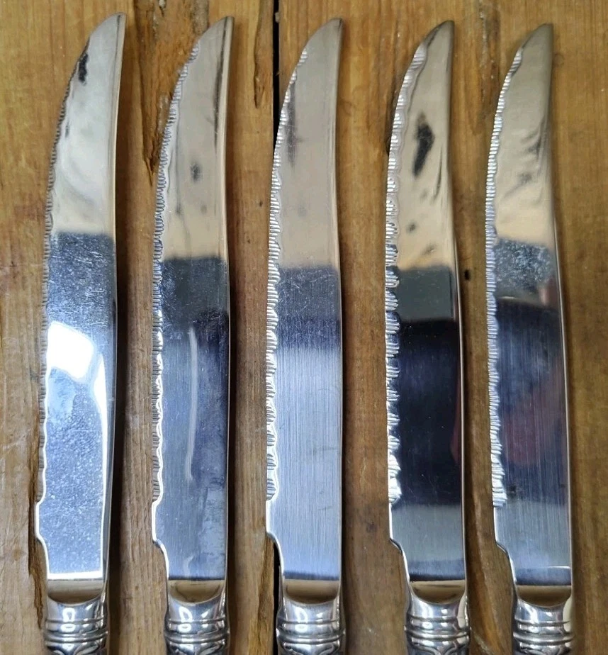 Gorham Meredith Glossy Stainless Serated Steak Knives 9.5" Lot of 5 Solid Handle - Imagem 3 de 4
