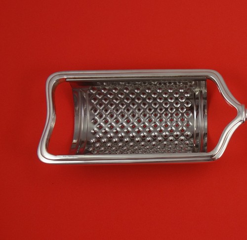 Spring Glory by International Sterling Silver Cheese Grater Curved Custom Made - Picture 2 of 3