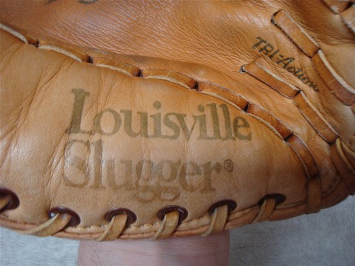 Guante Guante Lanzador Mano Derecha LOUISVILLE SLUGGER - LSG10 - 13" - Imagen 3 de 11