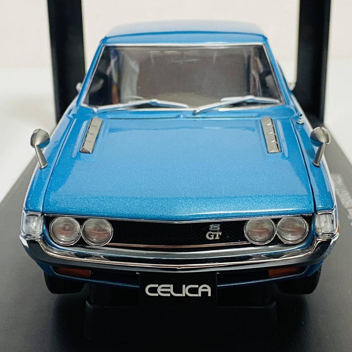 ミニカー AUTOart Toyota Celica 1600GT(TA22) 1/18 AUTOart Toyota Celica 1600GT (TA22) White Diecast Car