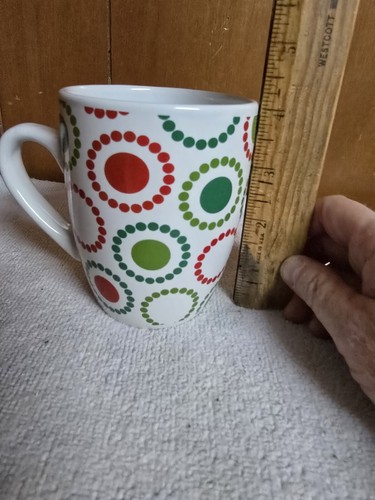 Red And Green Festive Ceramic Coffee Tea Cup Mug - Picture 7 of 8