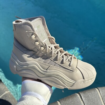 靴 adidas OZVENUZ Wonder Beige adidas Originals OZVENUZ KI0583 Core Black / Cyber Metallic