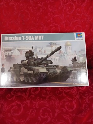 Sealed Trumpeter 1/35 Russian T-90A MBT 05562 5562 Sealed usa model kit bank