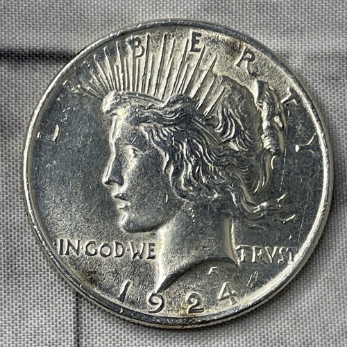 1924-P Peace Dollar, Shiny and Good or Better Face Details #259 - Picture 7 of 16