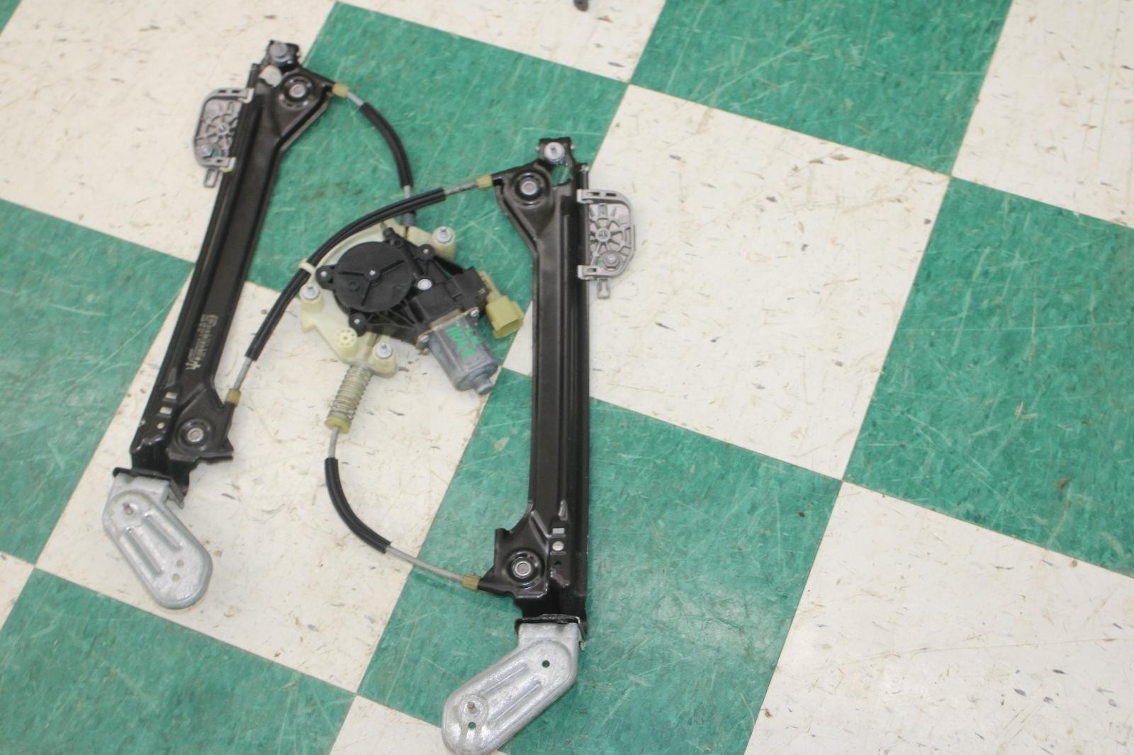 Maserati Ghibli 2014-2017 Rear Left Window regulator