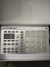 Native Instruments MASCHINE MIKRO MK2 White 16-Pad Digital Sampler  Sequencer