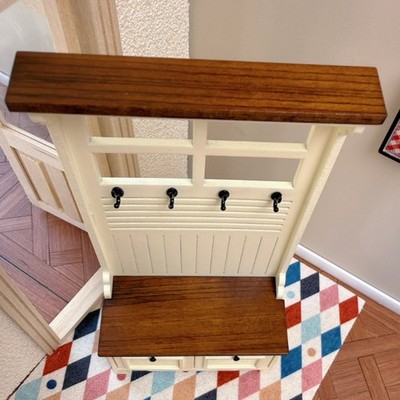 Puppenhaus Schrank dunkelbraun Top Mini Vitrine Regal Wandhaken Maßstab 1:12