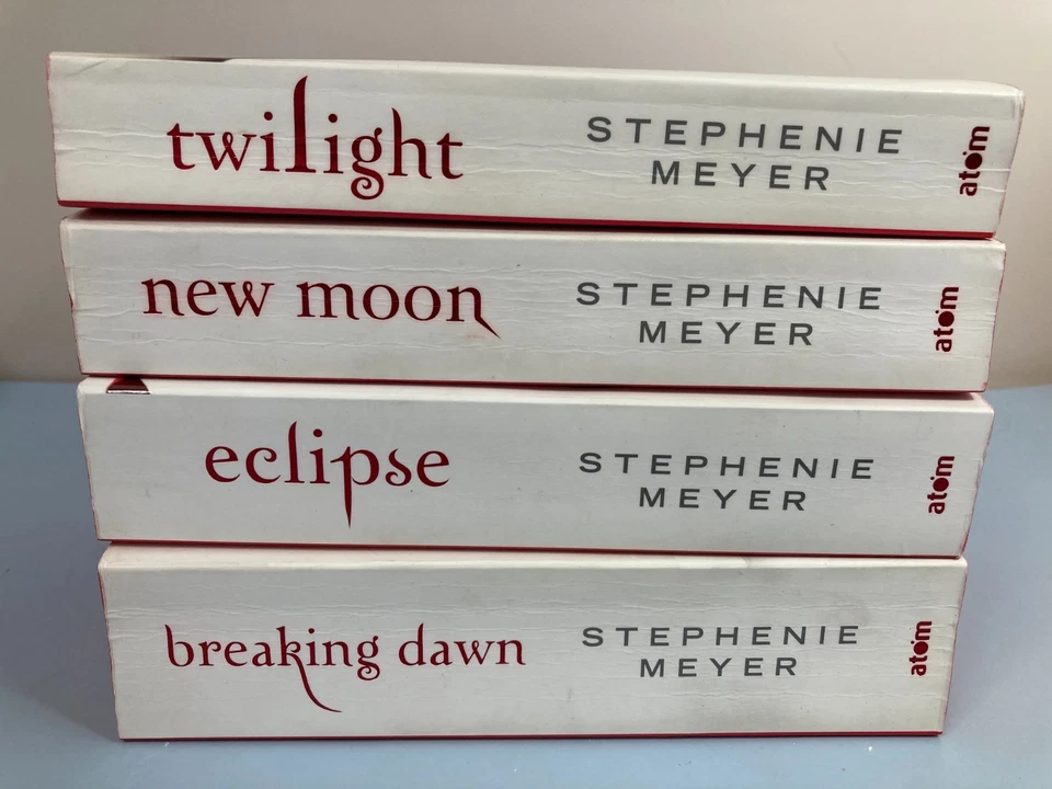 Complete Twilight Series - Lot of 4 Stephenie Meyer Vampire Fantasy Books Foto 3 de 4