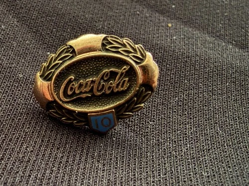 Vintage Coca Cola 10 Year Service Pin 10 Kt Gold Oval Pin  Gold Weighs 0.1 Ounce