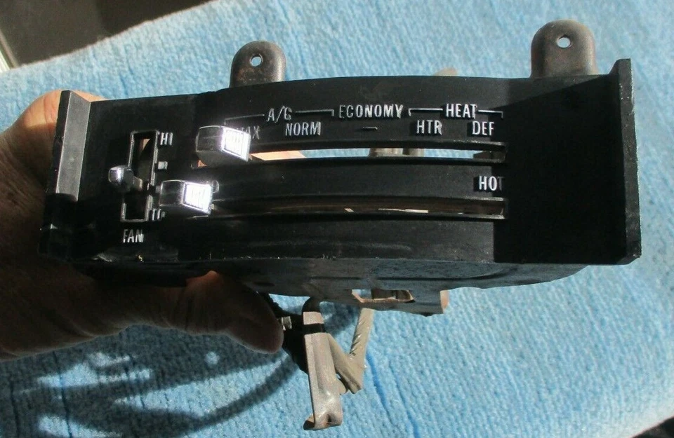 Chevy Monza 1975 1976 Buick Skyhawk Pontiac Sun Bird Olds Firenza aire acondicionado calefacción aire acondicionado Foto 2 de 4