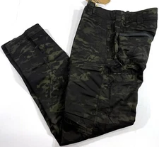 NWT MENS 34x36 VIKTOS CONTRACTOR CARGO PANTS 1502622 DARK MULTICAM CAMO 34x36