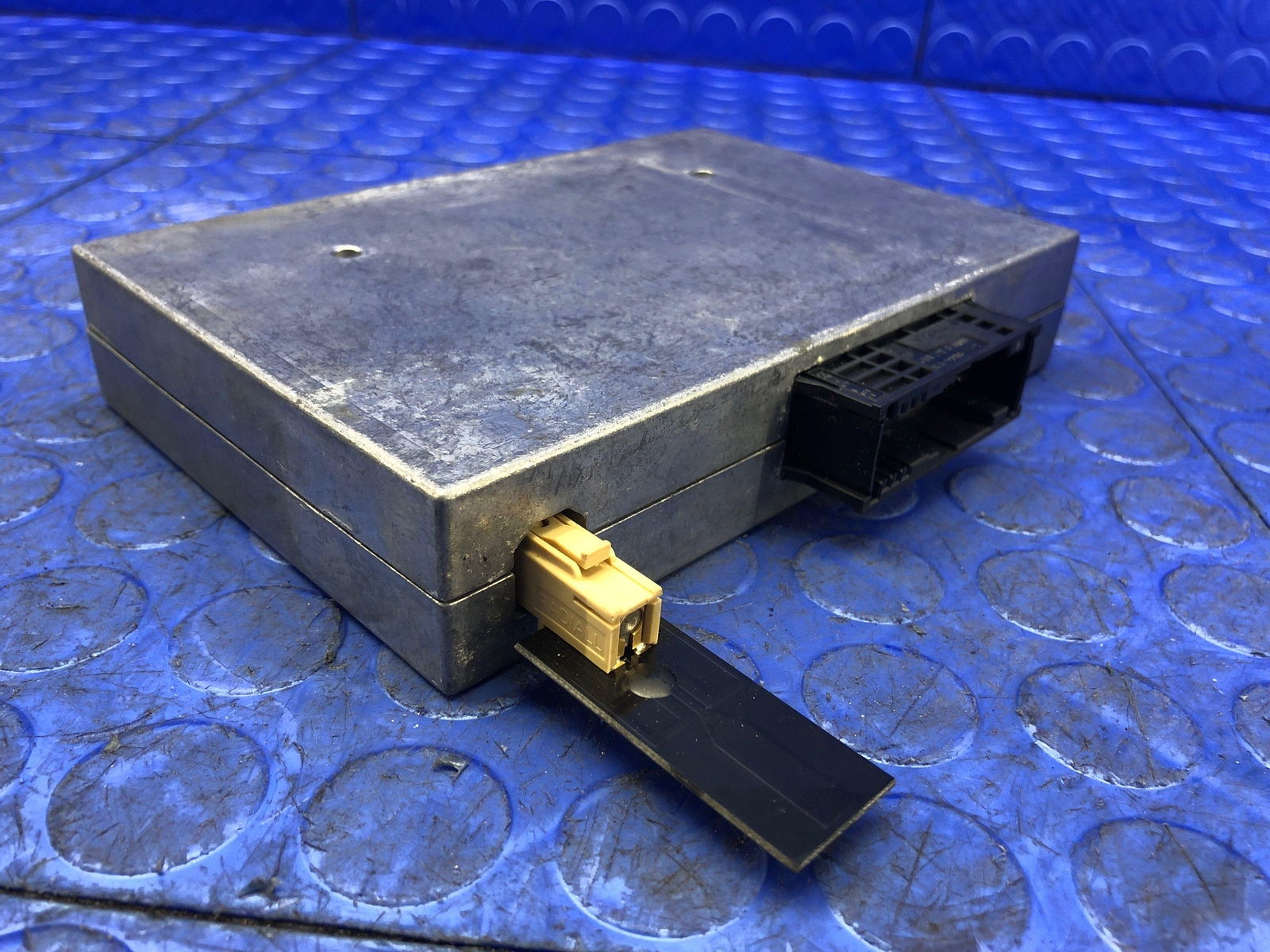 LAMBORGHINI GALLARDO OEM WIRELESS BLUETOOTH DEVICE CONTROL MODULE 8P0862335