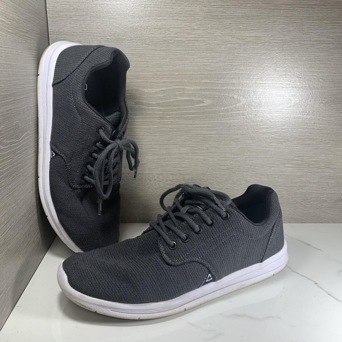 Puma Flexfocus Lite Better Knit baskets pour hommes en toile gris