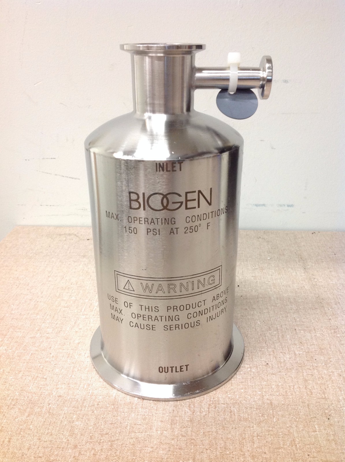 Carcasa de filtro Biogen 316 SS 150 PSI @ 250°F 8-1/2"H x 4"D