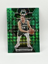 2022-23 Panini Mosaic Pat Connaughton #76 Green Prizm Milwaukee Bucks