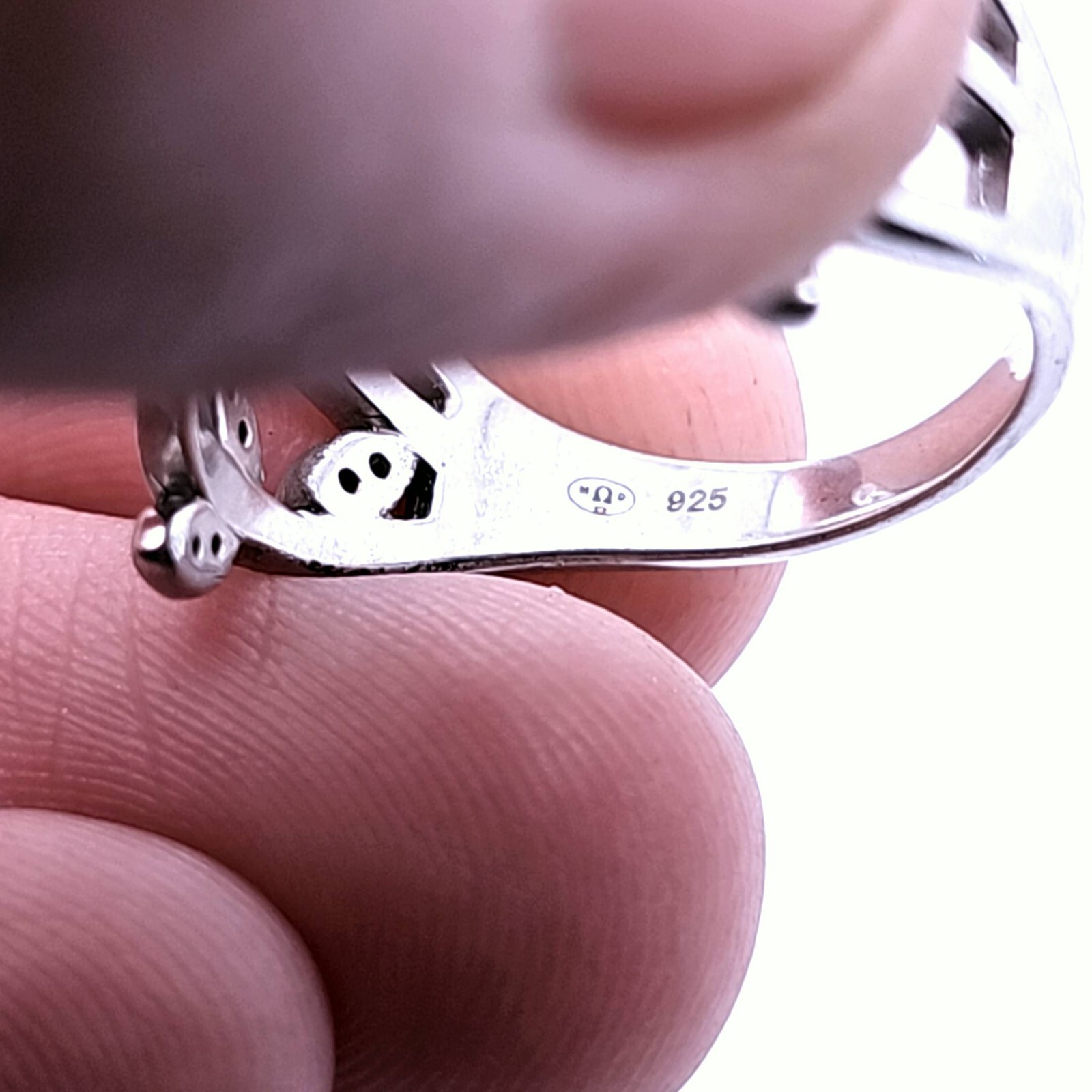 Photo 2 of Sterling Silver Ring With Leaf Bud Design CZ Stones Size P -Q