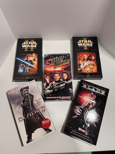 Movie Lot - Starship Troopers - Star Wars Ep1 & Ep2 - Blade 1 & 2 - VHS Cassette - Bild 1 von 5