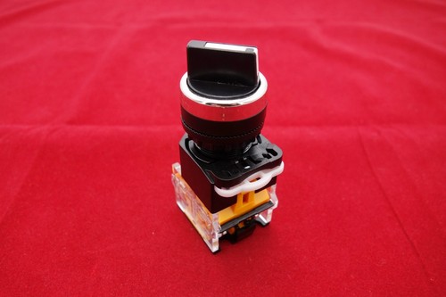 2PCS 22mm Plastic 3 Position Latching Selector Select switch 1NC/1NO LA38-11X - Picture 3 of 5