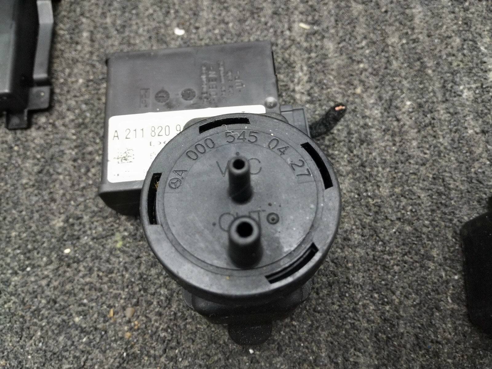 Vacuum Valve Pressure Converter Solenoid MERCEDES Ml W163 C W203 