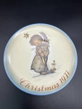 Schmid Brothers 1971 Christmas Plate by Sister Berta Hummel Limited 1st Edition
