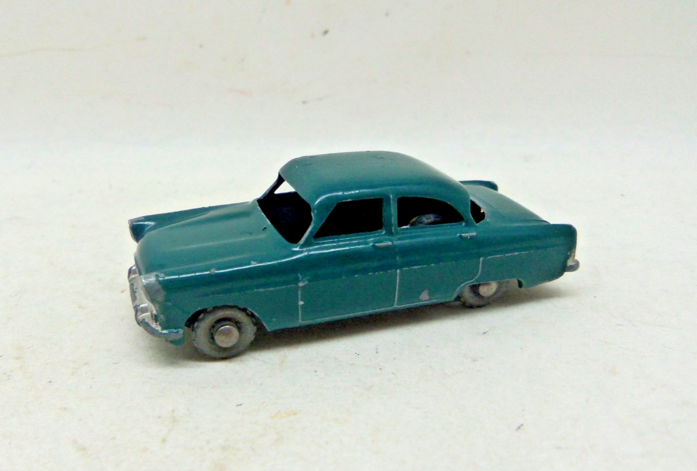 Matchbox 33a, Ford Zodiac - Free Price Guide & Review