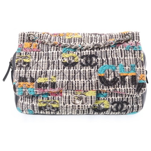 CHANEL Matelasse Cocomark W Flap Chain Tweed Shoulder Bag Multicolor Used fd4bfd