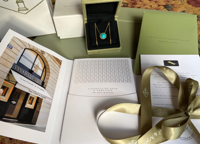 「とるねーどちーず 」Van Cleef & Arpels・使用数回の美品 Van Cleef & Arpels 18K Yellow Gold Perlee Couleurs Turquoise