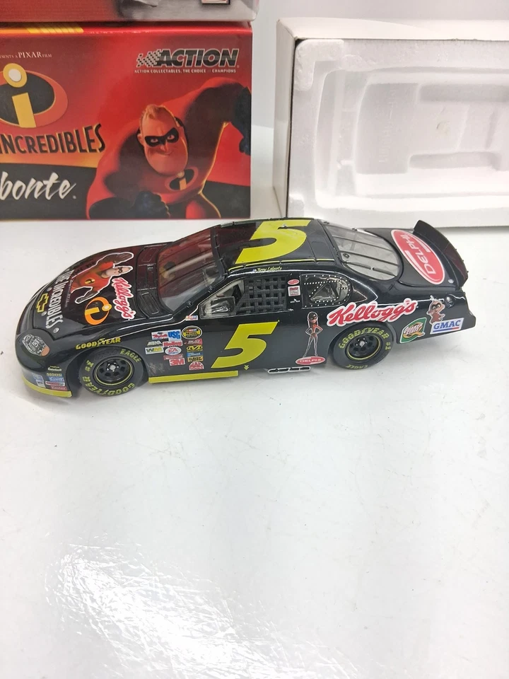 Acción #5 Terry Labonte Kellogg's Los Increíbles 2004 Monte Carlo 1/24 Diecast Foto 2 de 4