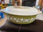 Vintage PYREX Oval Casserole w/ Lid Avocado SPRING BLOSSOM CRAZY DAISY 1 1/2 QT
