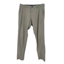 Vuori Aim Pants V431 Mens Size 34x32 Tech Casual Pants Lightweight Everyday