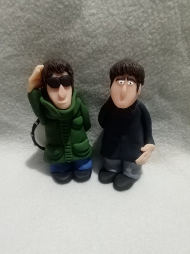 Oasis - 3"/4.5"/6" Liam & Noel Gallagher Custom Figurines Cake Topper - 第 1/1 張圖片