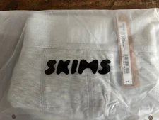 NWT Skims Stretch 5” Inseam Boxer Brief Light Heather Grey Medium BO-BBR-5303M
