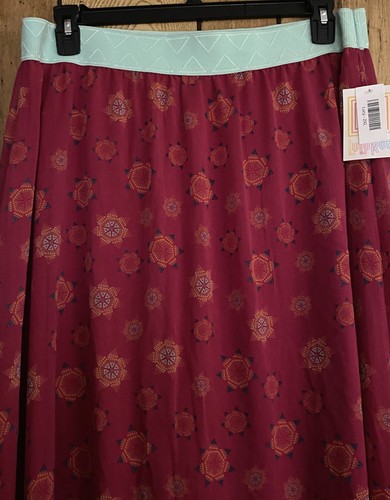 NWT LuLaRoe 2XL LUCY Layered Geometric Maxi Skirt - Picture 2 of 4