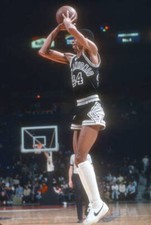 George Gervin of the San Antonio Spurs s1980's Basketball photo 15