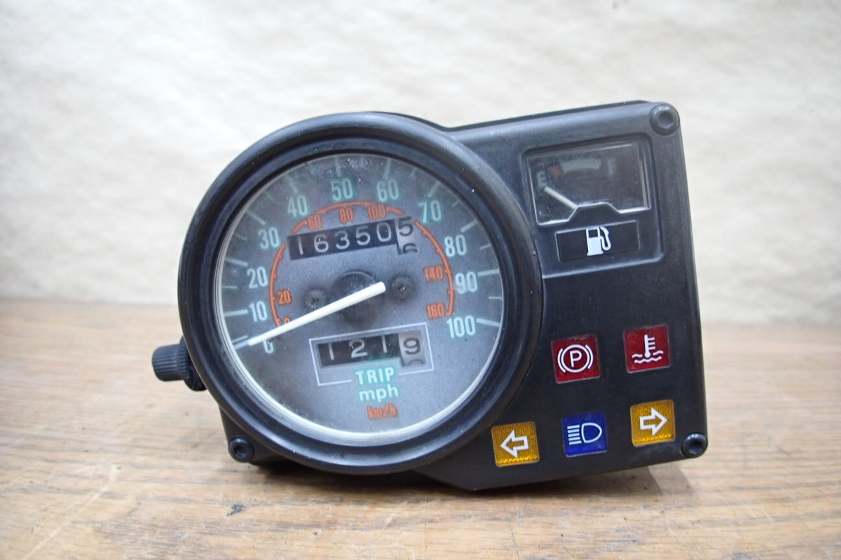 た*う様 【未使用】HONDA PS250スピードメーター 37200-KT8- 未