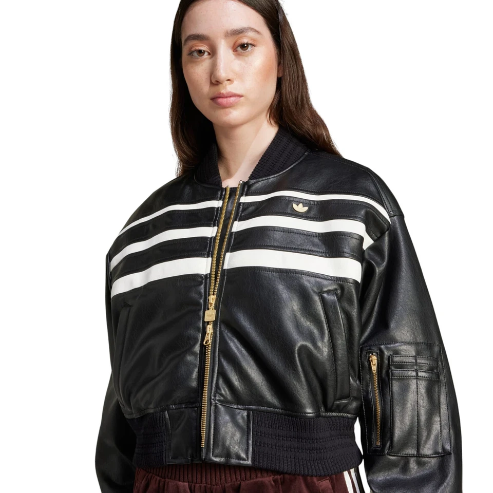 Jaqueta Bombardeiro Feminina Adidas Originals Preta Premium Plissada IX0967 Nova - Imagem 4 de 4