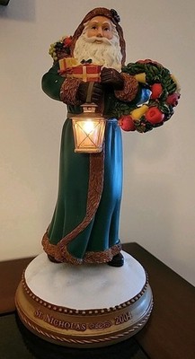 2004 Hallmark St. Nicholas Figurine With Lantern