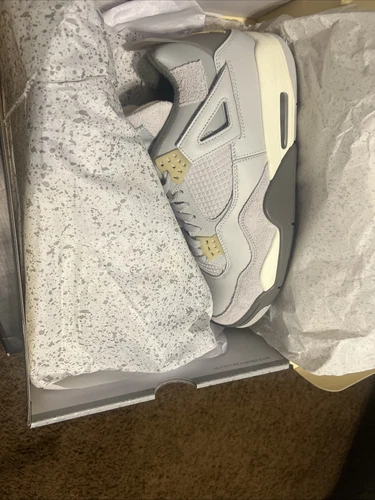 Jordan 4s Retro SE Craft Photon Dust