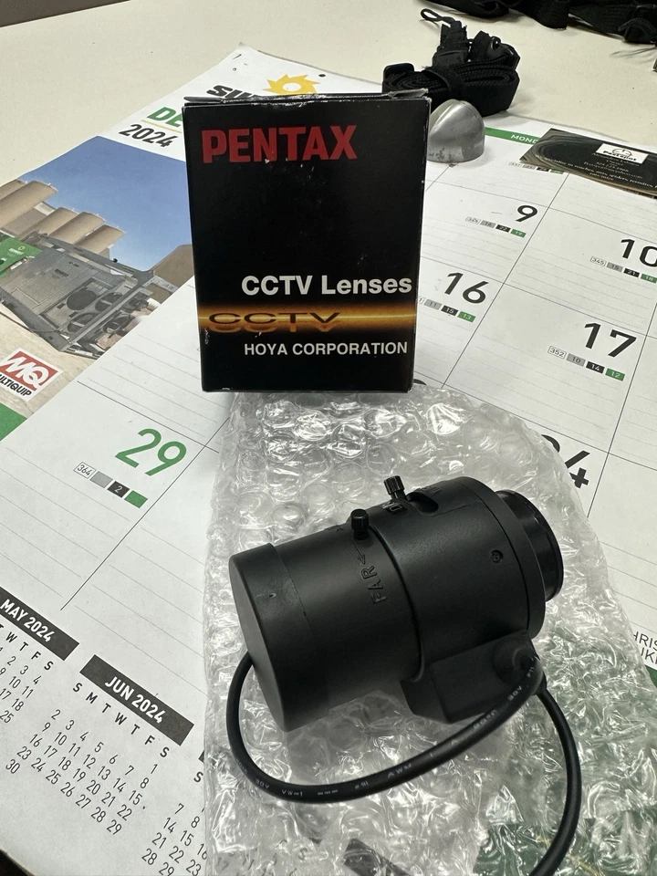 PENTAX C70223DCPS 2.8mm To 12mm F/1.4 Varifocal CS- mount Lens  - Image 3 of 3