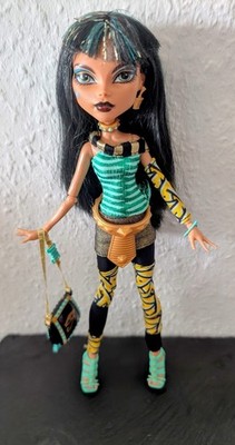 Monster High Cleo de Nile Schools Out Second Wave