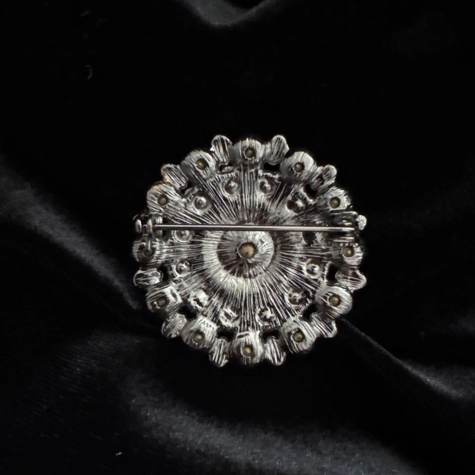 "Broche vintage grande de diamantes de imitación abovedados de 2""" Foto 2 de 3