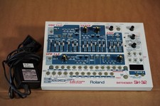 Roland SH-32 Desktop Synthesizer